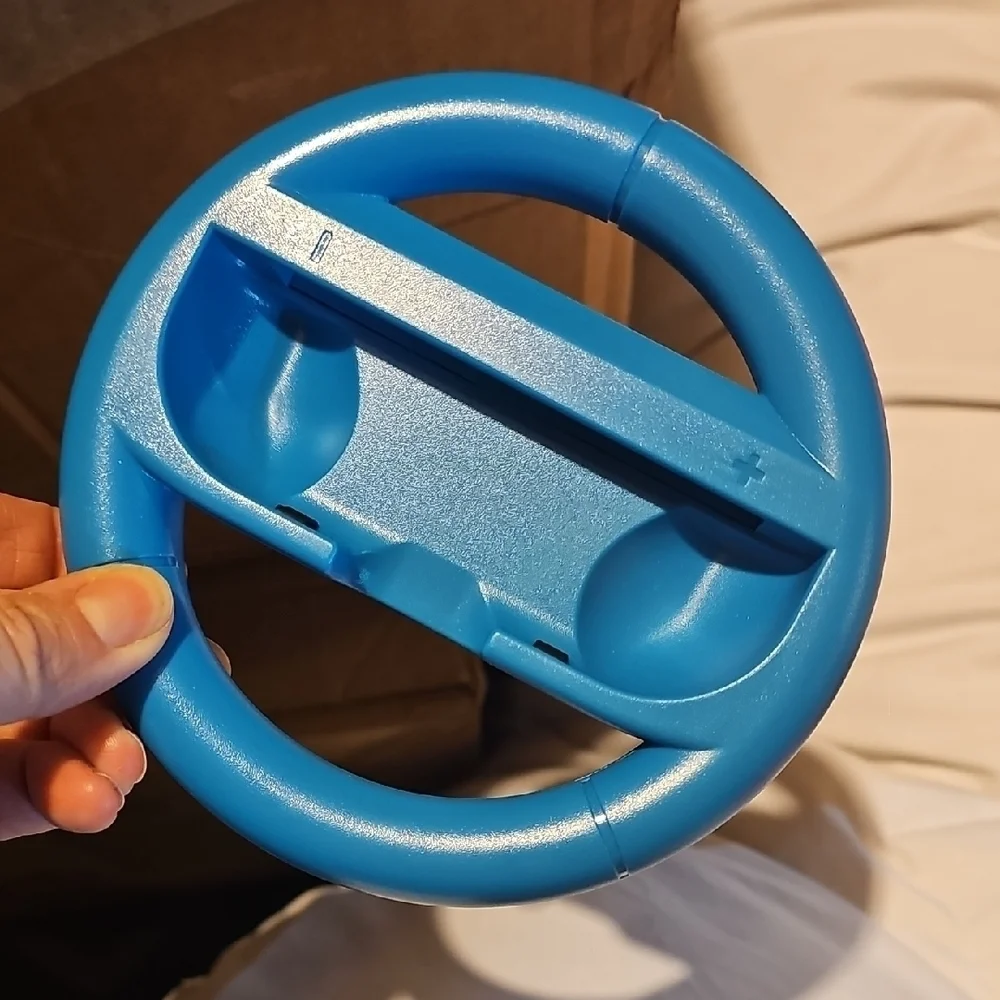 Pro Steering Wheel for Switch - Red and Blue
